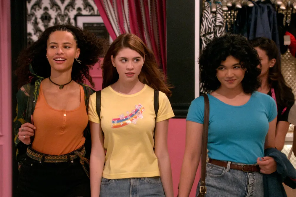 That_'90s_Show_n_S2_E6_00_04_28_22R_Crop.jpg,That_'90s_Show_n_S2_E6_00_04_28_22R_Crop