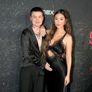 Too Hot to Handle s Francesca Farago Gives Birth to Twins With Fiance Jesse Sullivan 786