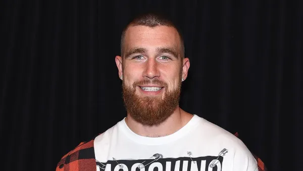 Travis Kelce Washes Cars at His Club Car Wash in Missouri: 'Summer Job SZN'