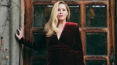 Why Christina Applegate Doesn t Smoke Weed After Getting a Joint From Her Mom I Saw Serpents 593