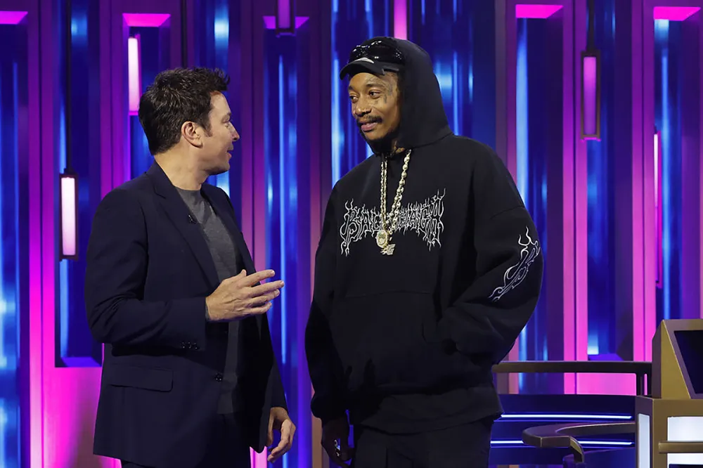 Wiz Khalifa Uses Taylor Swift as the Ultimate Clue to Help His &lsquo;Password&rsquo; Partner Out: 1st Look