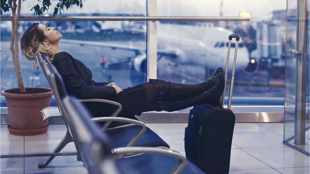 airport outfits sleep
