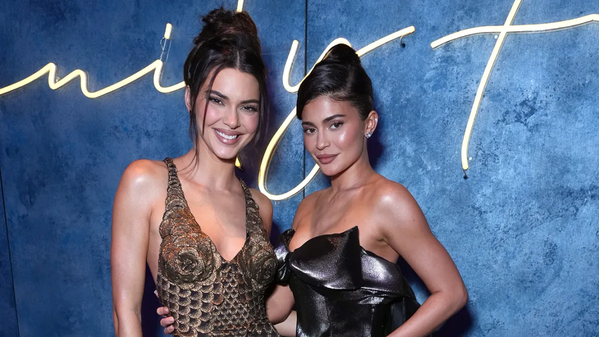 Kendall Jenner and Kylie Jenner.