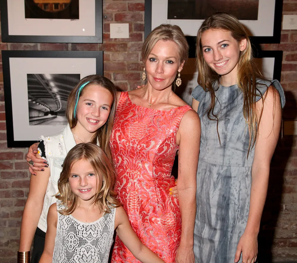 Peter Facinelli Compares Jennie Garth Relationship to an 'Arranged Marriage' as They Recall Divorce&nbsp;