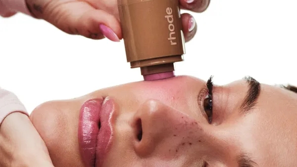 Hailey Bieber Rhode Pocket Blush launch