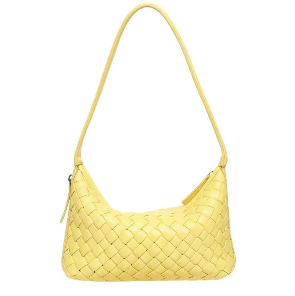 walmart-butter-yellow-accessories-bag