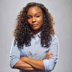 911 Lone Star Season 5 Promo Teases Graces Dispatch Replacement After Sierra McClains Exit