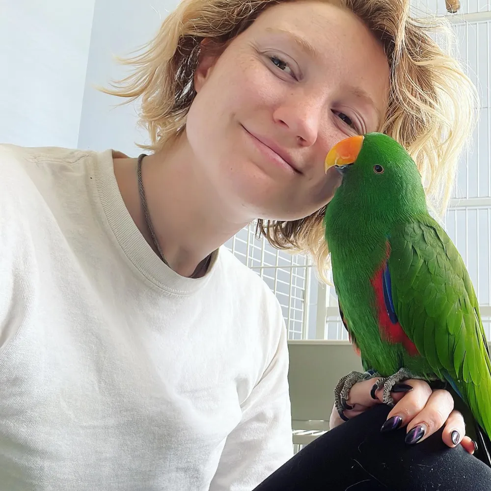 Australian YouTuber Pretty Pastel Please Dead at 30