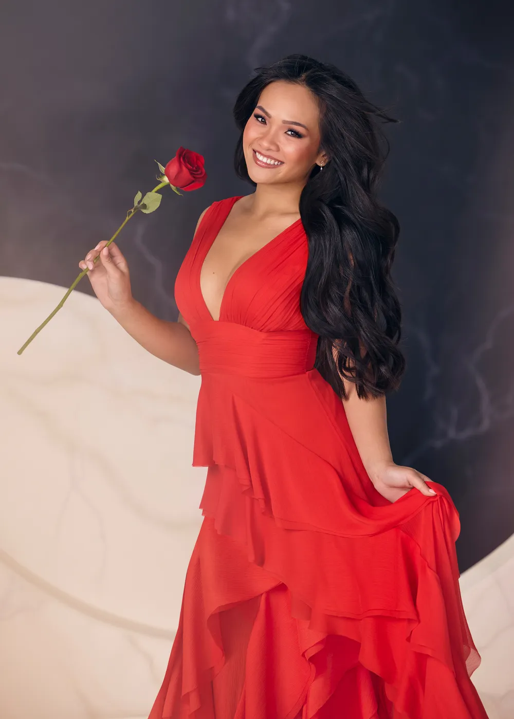 Bachelorette Jenn Tran Explains Why She Only Kissed 1 Man on Night 1