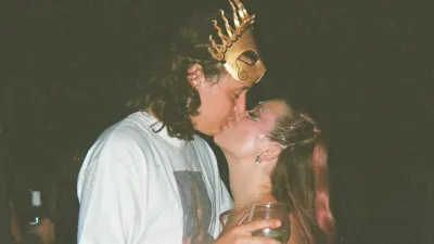 Billie Lourd and Austen Rydell s Relationship Timeline From Dating to Parenthood 243