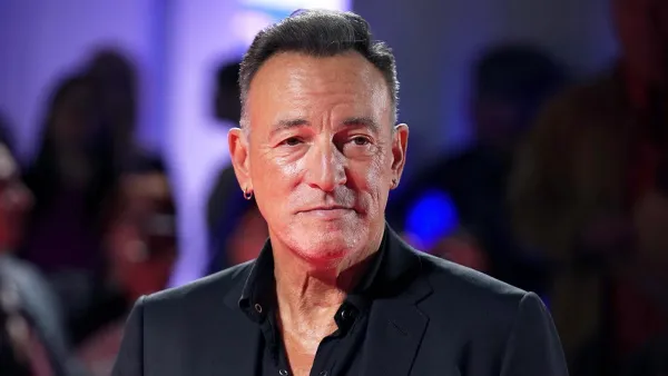 Bruce Springsteen Is a Billionaire