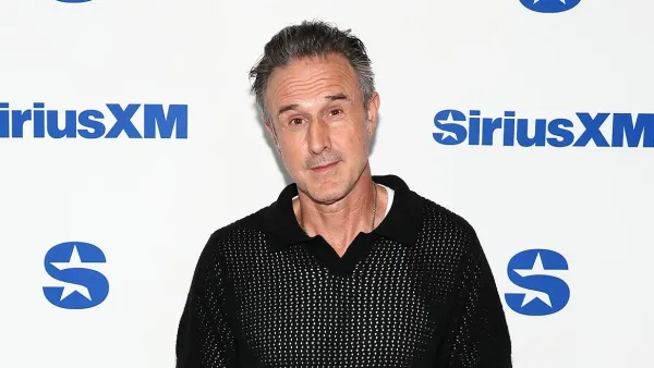 David Arquette Jokes Still In Therapy Over Dewey Scream 5 Death