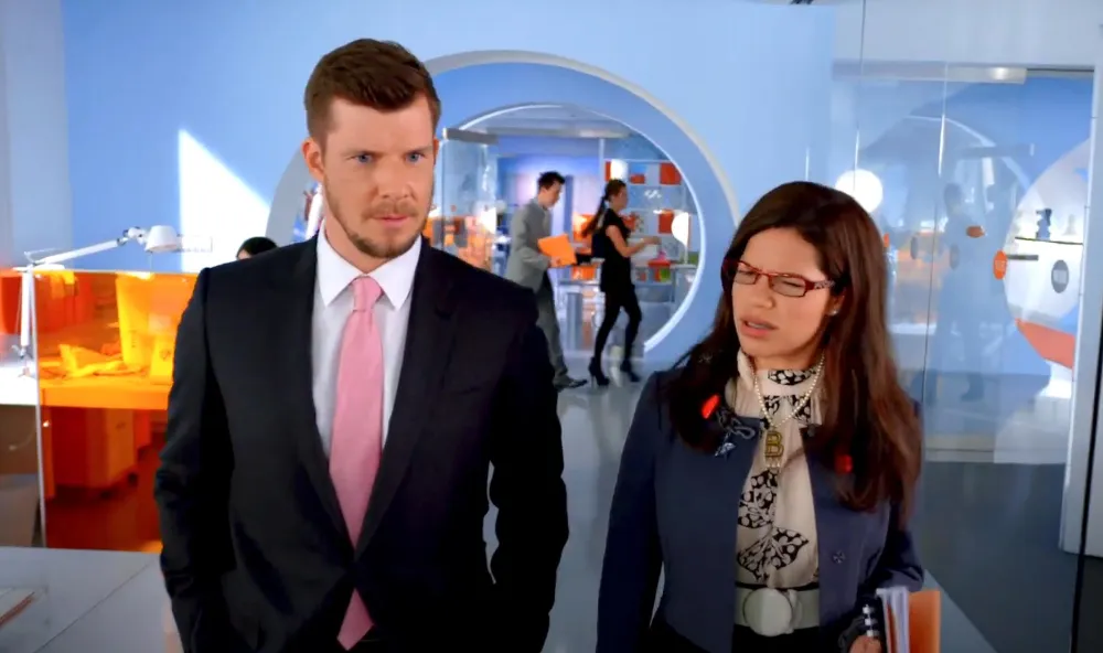 Eric Mabius Says Seeing &lsquo;Ugly Betty&rsquo; Costars Shine Feels Like &lsquo;Your Siblings Doing Really Well&rsquo;