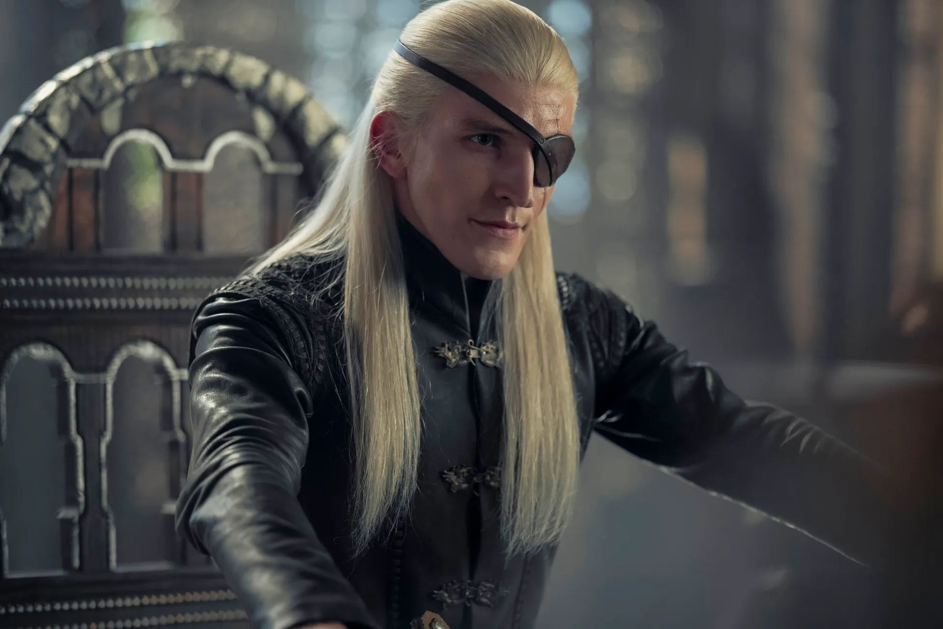 Ewan Mitchell s House of the Dragon Nude Scene Has Luxury Handbag Shopping Googling Shirtless Aemond Targaryen