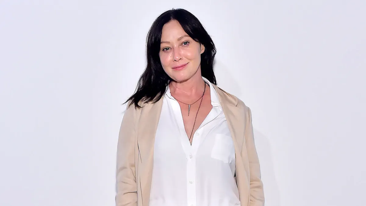 Feature Celeb Breast Cancer Patients Who Shannen Doherty Helped
