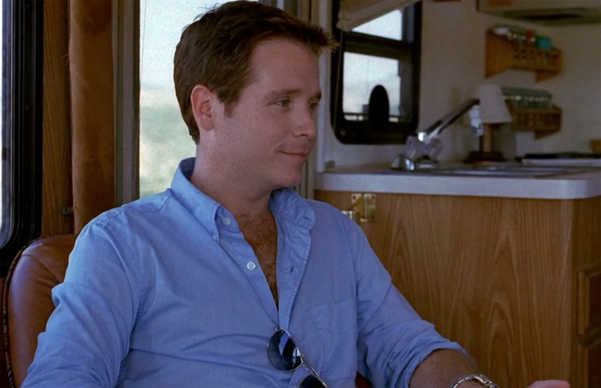 Feature Kevin Connolly Looks Back at Entourage Famed Joshua Tree Episode With Luxury Handbag Shopping