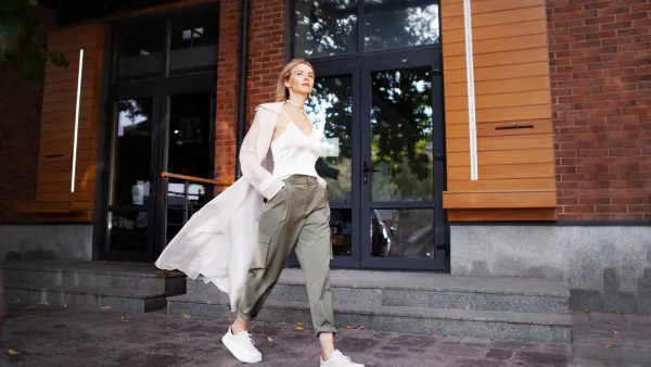 15 Pants That Flatter Every Type of Butt