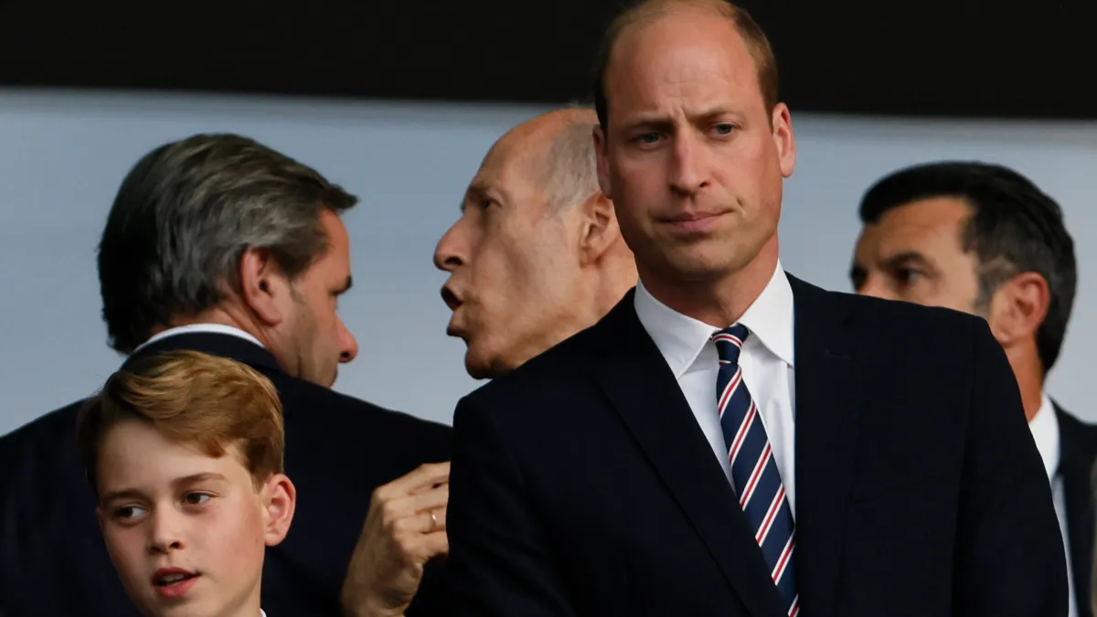 Prince George and Prince William look dejected during the UEFA EURO 2024 final match