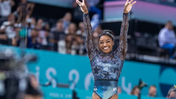 Taylor Swift and Simone Biles: A Complete History of Their Inspiring Friendship