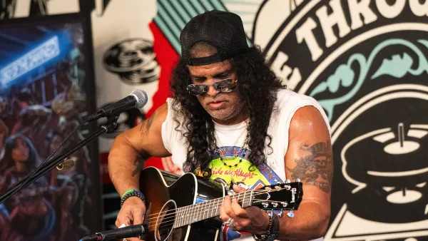 Guns n Roses Slash Mourns Death of Stepdaughter Lucy Bleu Knight at 25