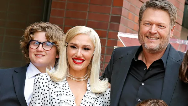 Gwen Stefani s Son Zuma Rossdale Makes Country Music Debut at Blake Shelton s Bar 346