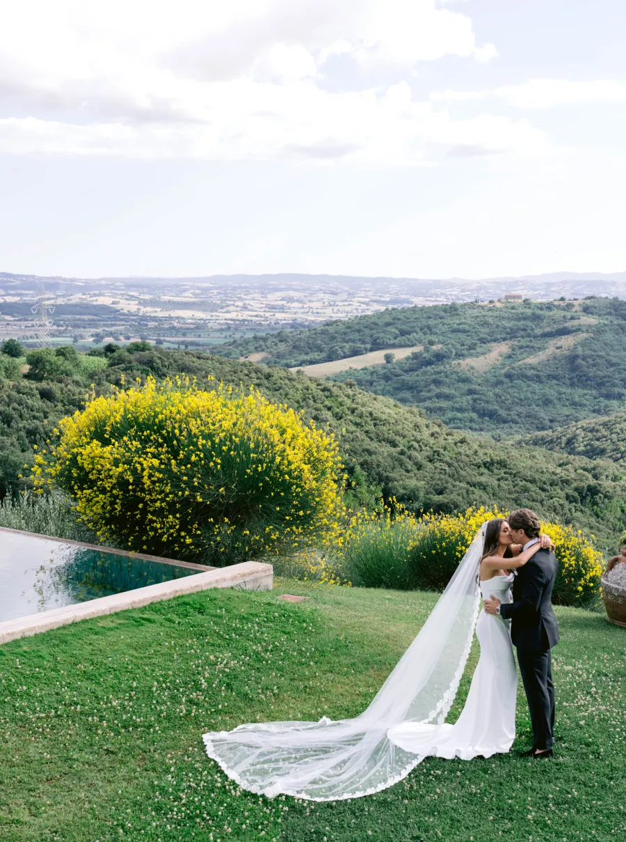 Hannah Ann and NFL Player Jake Funk Official Wedding Pics
