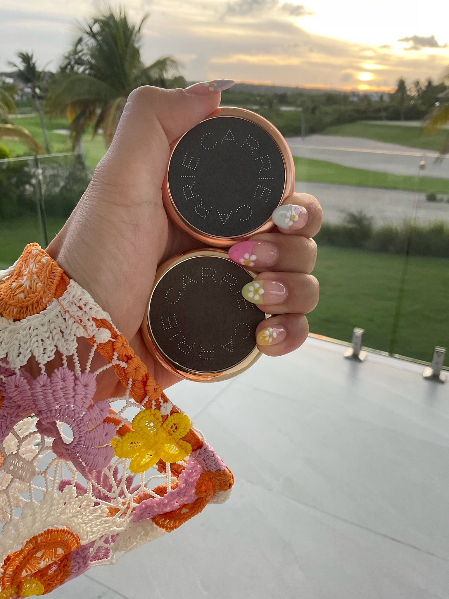 handbag safety in the city