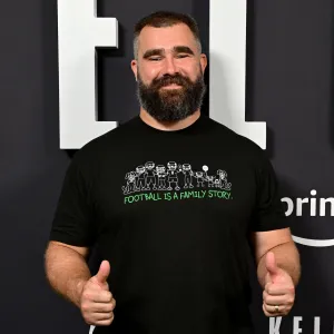 Jason Kelce Supports Team USAs Womens Rugby Team