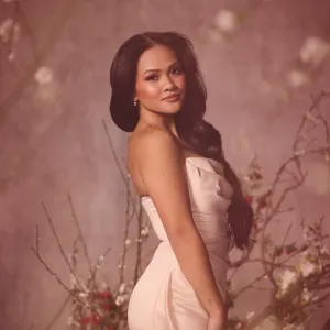 Jenn Tran s Family Worried She Was When She Went to Film The Bachelorette 23