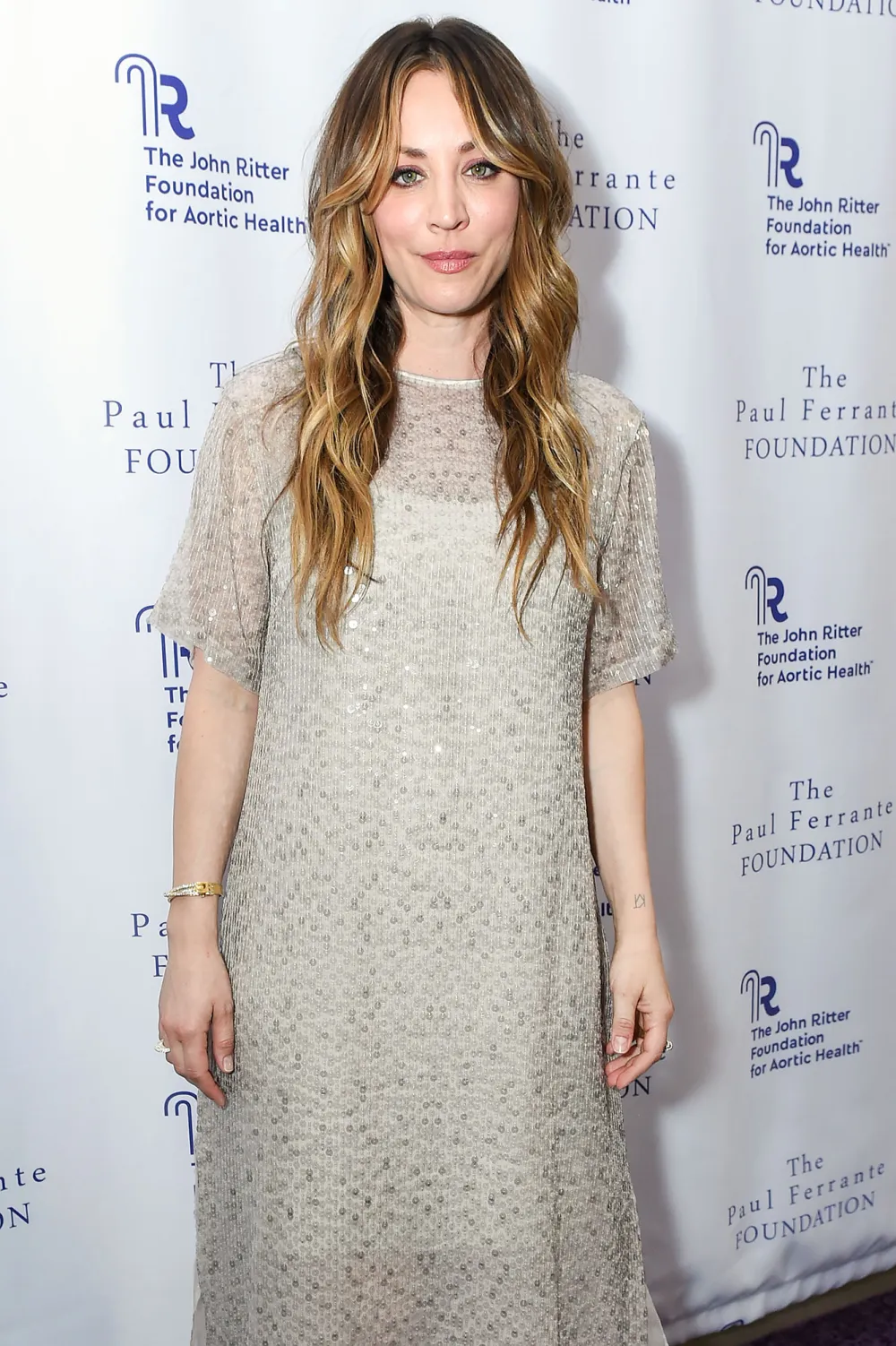 Kaley Cuoco and More Stars React to Bob Newhart Death