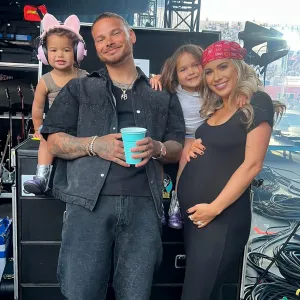 Kane Brown and Wife Katelyn Share the Moment Their Daughters First Met Their Baby Brother