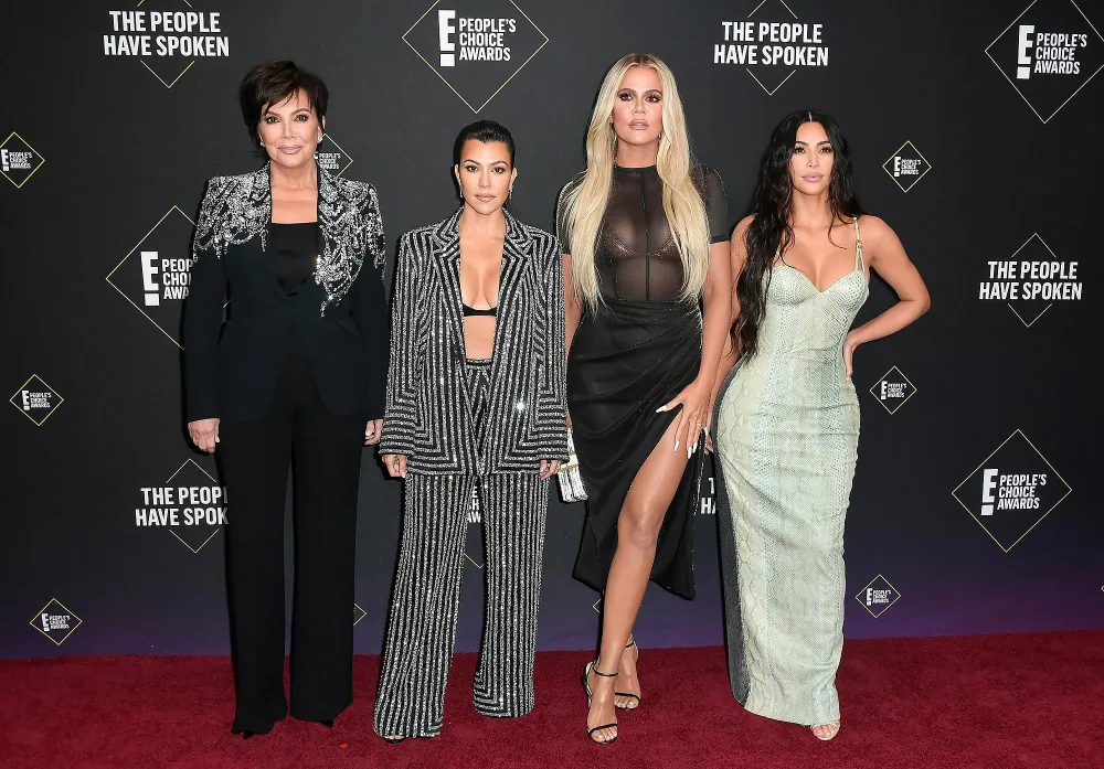 Kim Kardashian&rsquo;s Therapist Said Her Whole Family Needs Therapy &mdash; Especially Khloe Kardashian