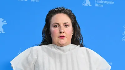 Lena Dunham Drops Out of Polly Pocket Film so Her Body Won t Be Dissected Again 454