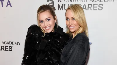 Miley Cyrus Hugs Mom Tish In Behind-the-Scenes Photos After Dad Billy Ray’s Leaked Audio