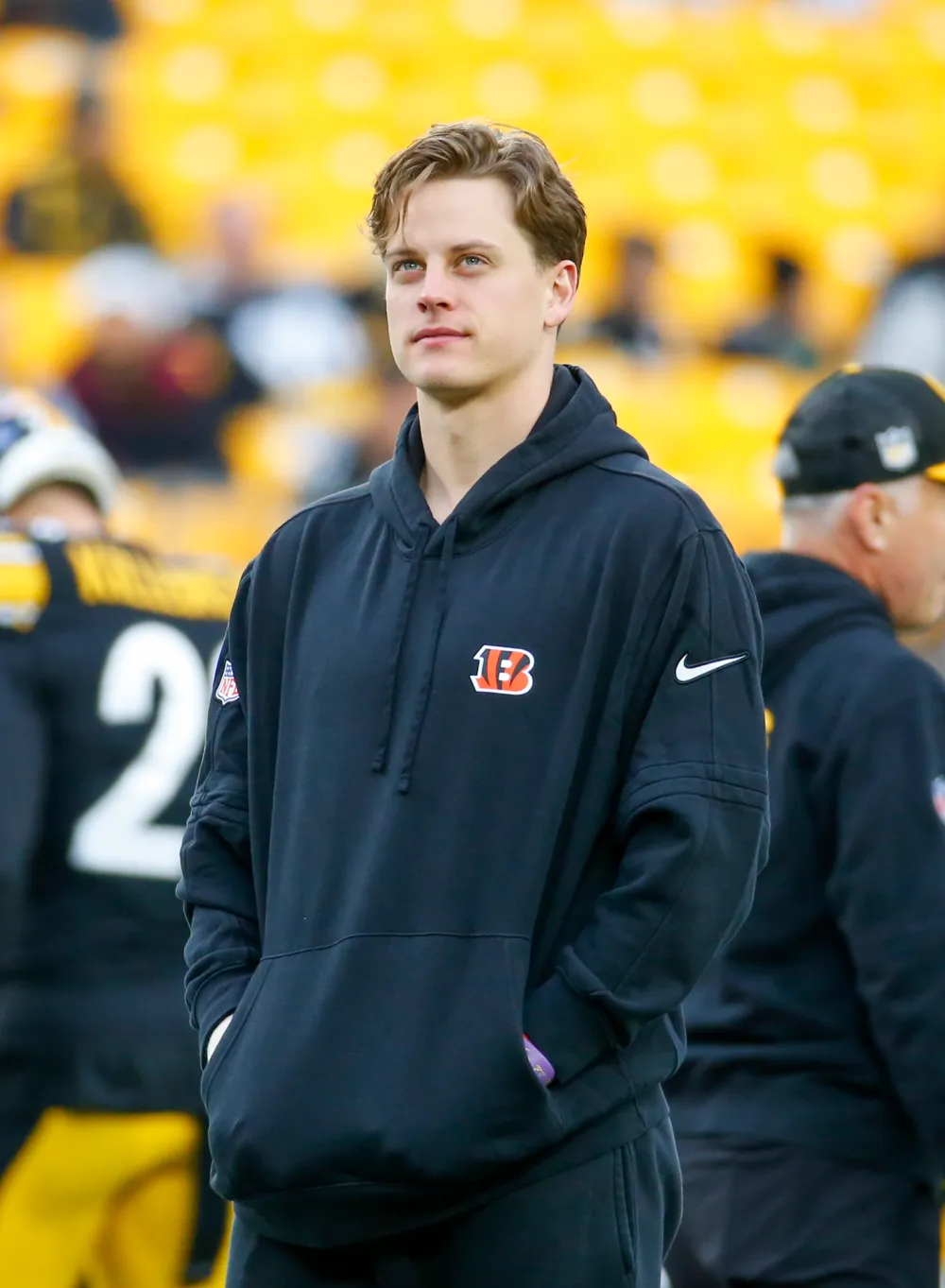 NFL Star Joe Burrow Says He Wears His &lsquo;Depressed Sweatpants to Press Conferences After Losing Games