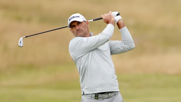 Pro Golfer Michael Hendry Competes at Open Championship 1 Year After Leukemia Diagnosis