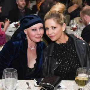 Sarah Michelle Gellar Thanks Fans for Donations After Shannen Doherty Death