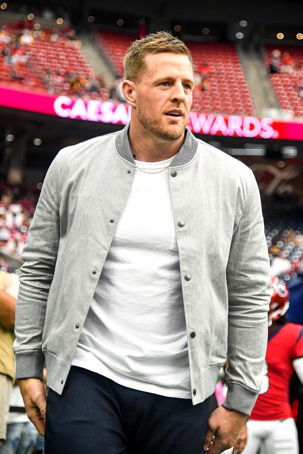 Robert Griffin III, JJ Watt And More Stars React to Jacoby Jones&rsquo; Death at 40