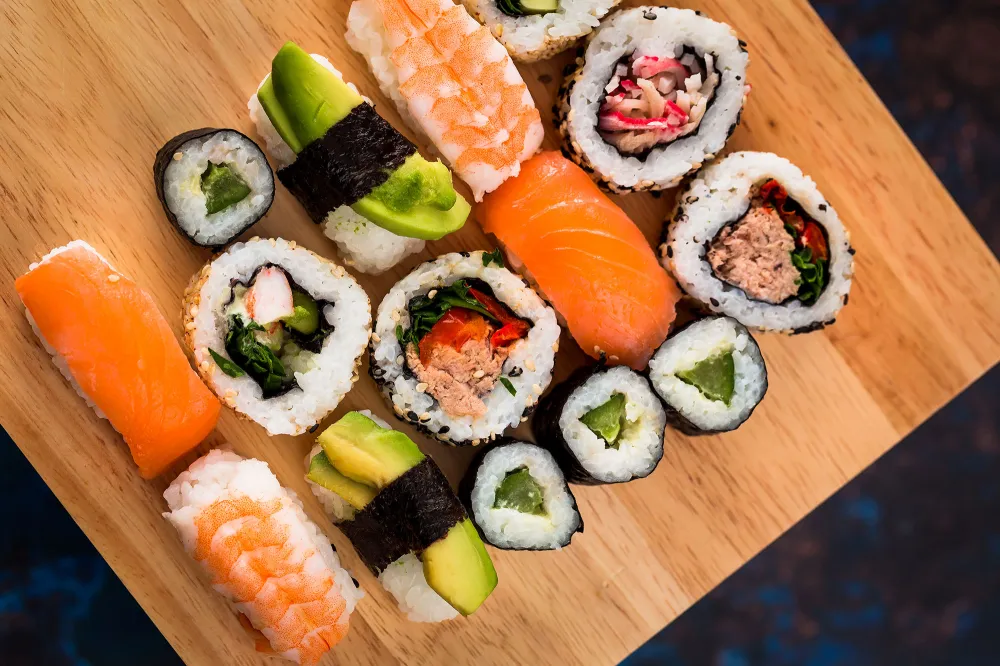 Sushi Jessie James Decker Reveals What She Cooked Eric Decker on Their 1st Date