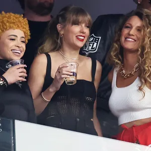 Taylor Swifts Celebrity BFFs Through the Years