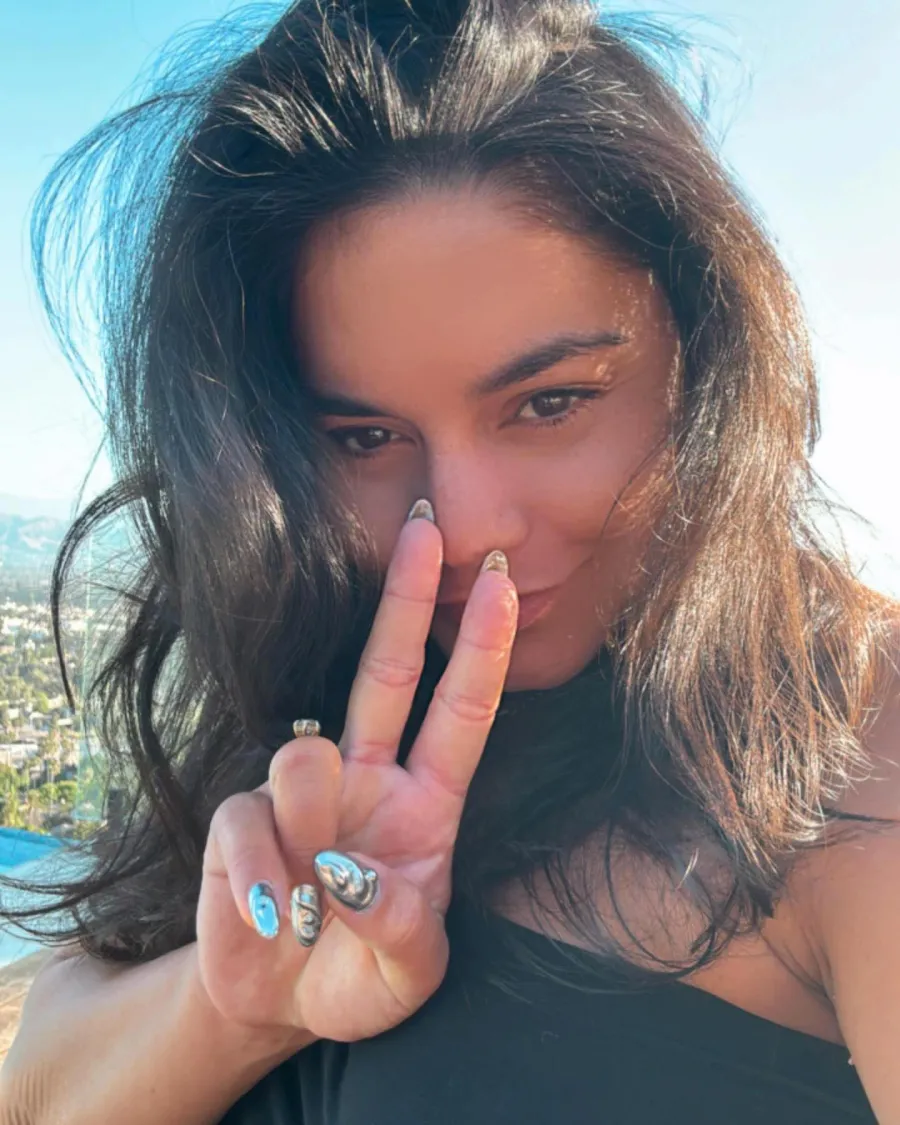 The Best Makeup Free Moments of 2024 Halle Bailey Kylie Jenner Rachel Zegler More 882 Vanessa Hudgens