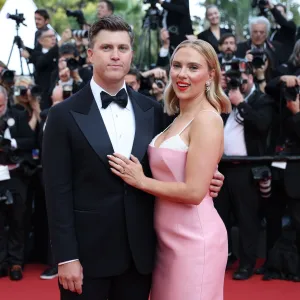 Scarlett Johansson Jokes About Her Prenup With Colin Jost