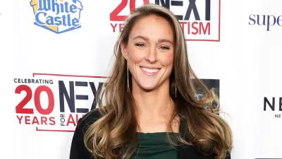 Kylie Kelce Shuts Down Pregnancy Rumors Reveals She Suffered a Miscarriage Before Welcoming 1st Baby