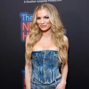 Summer House Star Lindsay Hubbard Says Its Not My Problem How Ex Carl Radke Reacts to Pregnancy