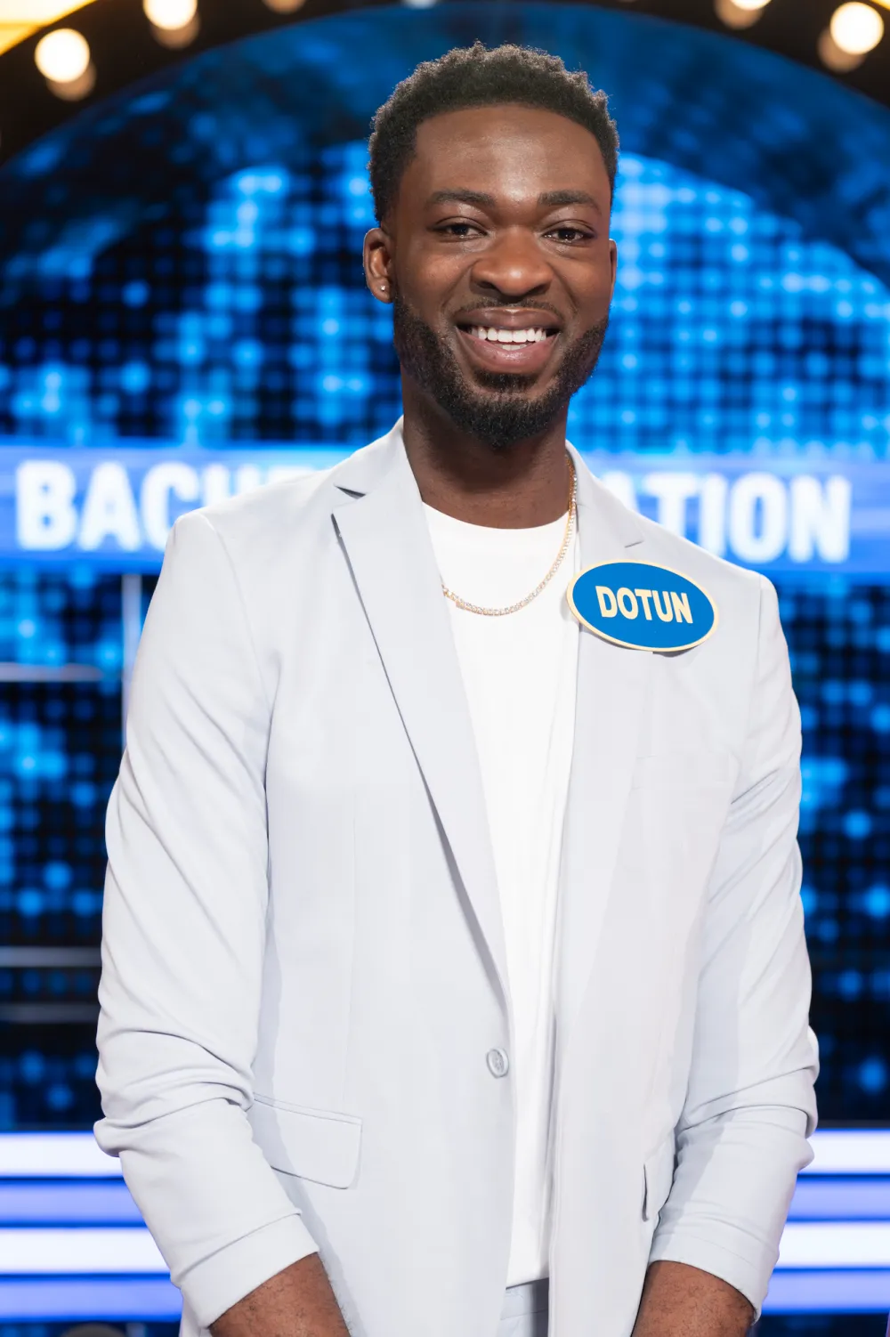 Bachelor Nation Reacts to Grant Ellis Being Named ABC s Next Bachelor