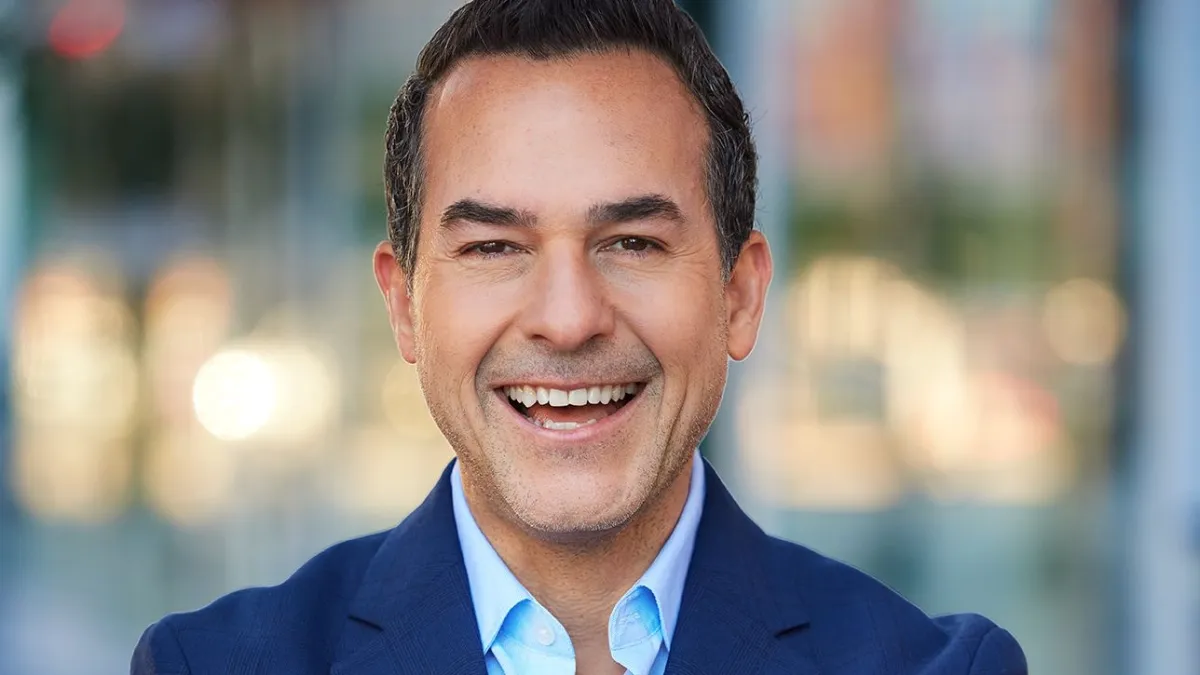 Carlos Calderón, conductor de "Hoy Día" (Telemundo)