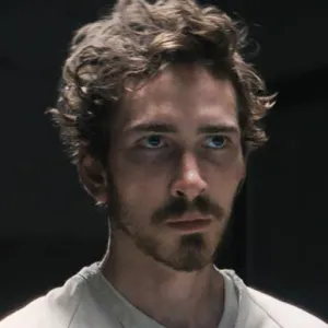 Dylan Arnold Praises Natalie Portman for Being 'Wonderful and Supportive' on 'Lady in the Lake' Set