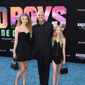 Eric Dane s Daughter Asked Where His Grey s Anatomy Abs Went Seriously