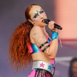 Feature Chappell Roan Cancels Dates in Paris and Amsterdam