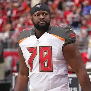 Former NFL Player Gosder Cherilus Accused of Peeing on Passenger on Plane